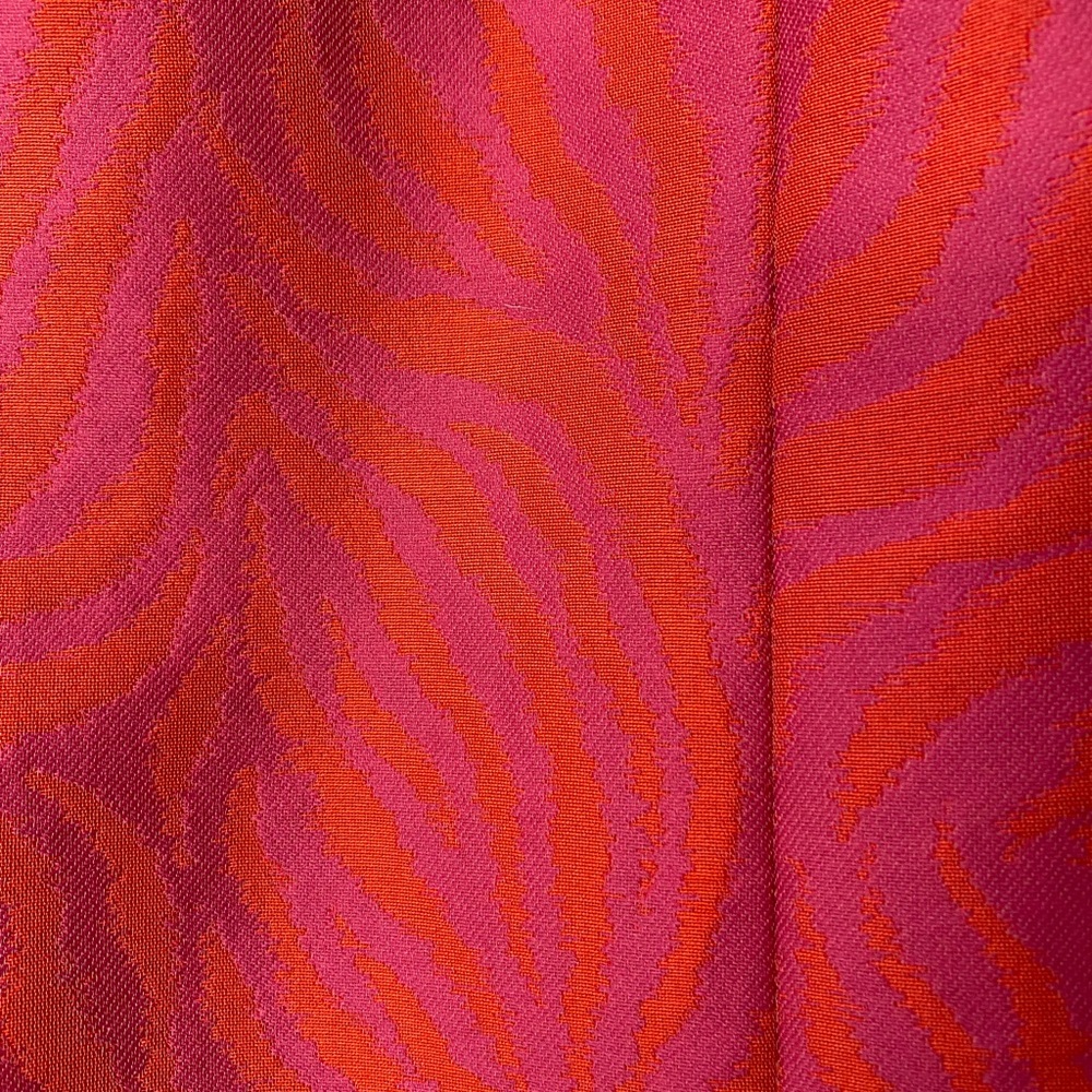 Roland Nivelais fushia silk pencil skirt size 6 - Picture 4 of 8